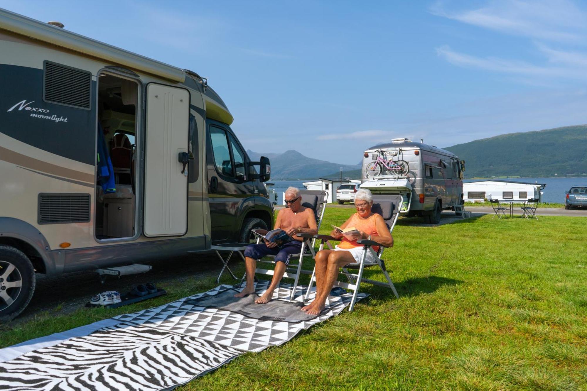 Topcamp Havblikk - Helgeland Nesna Ngoại thất bức ảnh