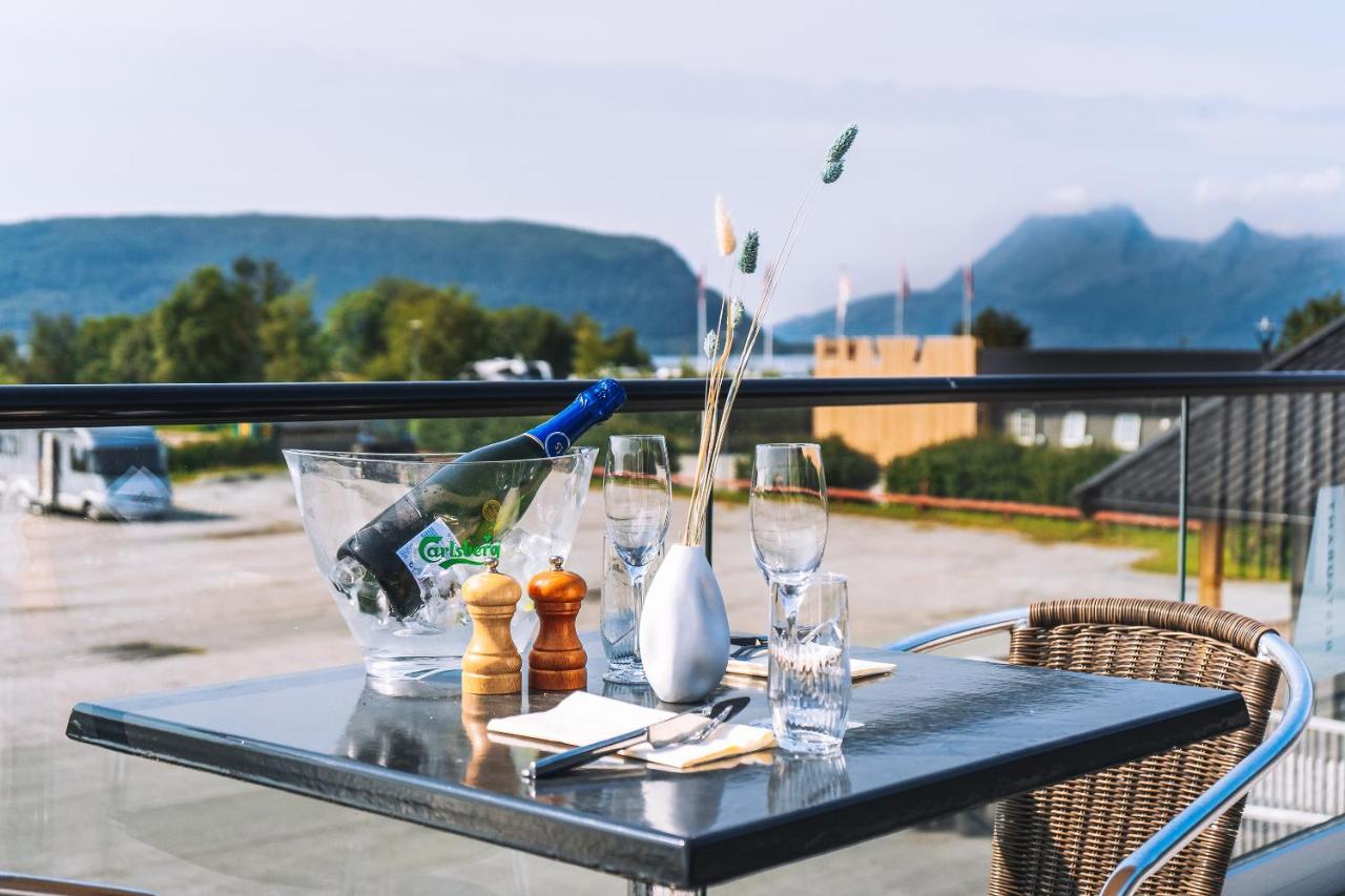Topcamp Havblikk - Helgeland Nesna Ngoại thất bức ảnh